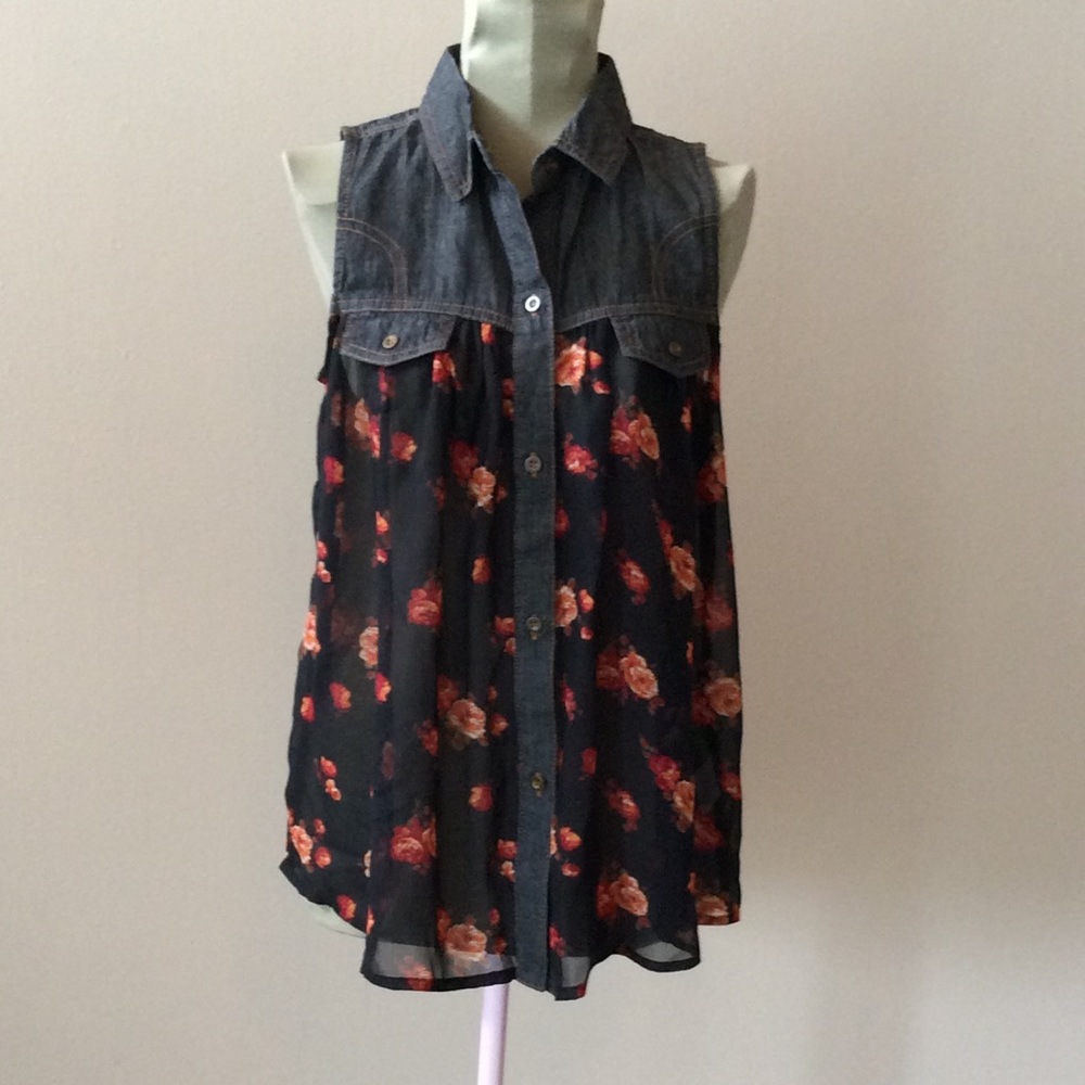 Sheer Top. NWT